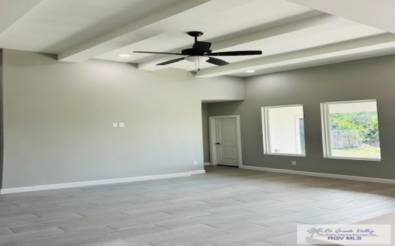 521 VALLEY OAK CIR., LOS FRESNOS, TX 78566, 3 Habitaciones Habitaciones , ,2 BañosBaños,Residential,En Venta,521 VALLEY OAK CIR.,29765763