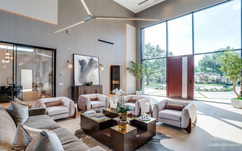 10846 Crooked Creek Court, Dallas, TX 75229, 6 Bedrooms Bedrooms, ,7 BathroomsBathrooms,Residential,For Sale,10846 Crooked Creek Court,20944606