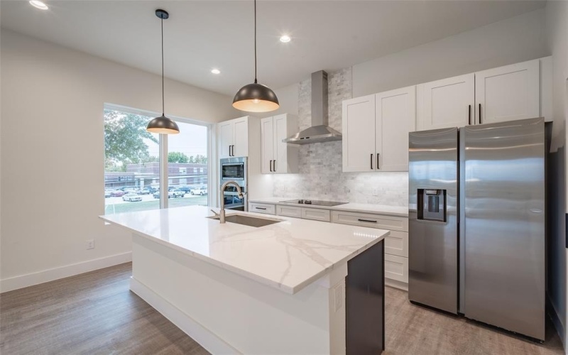 1614 N Fitzhugh Avenue #306, Dallas, TX 75204, 2 Habitaciones Habitaciones , ,2 BañosBaños,Residential Lease,En Alquiler,1614 N Fitzhugh Avenue,20948327
