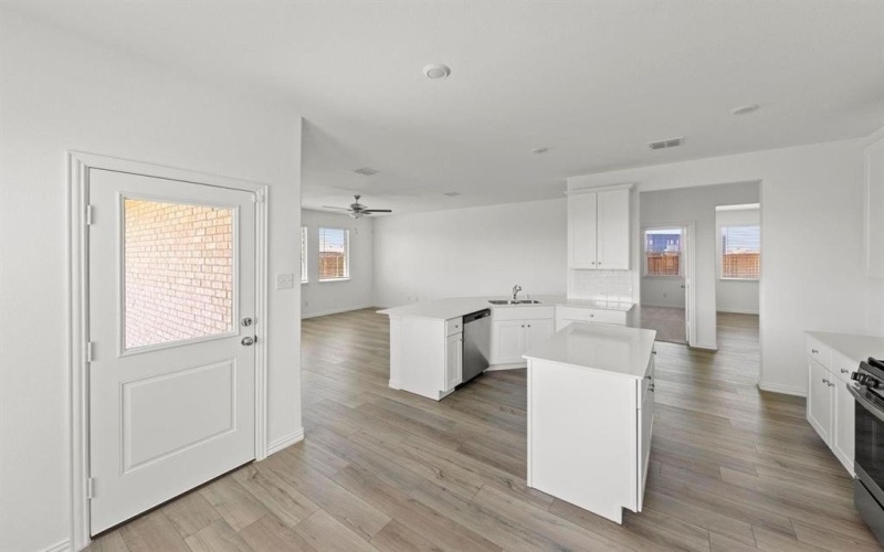 1228 Ipkiss Avenue, Little Elm, TX 75068, 4 Habitaciones Habitaciones , ,2 BañosBaños,Residential Lease,En Alquiler,1228 Ipkiss Avenue,20954442