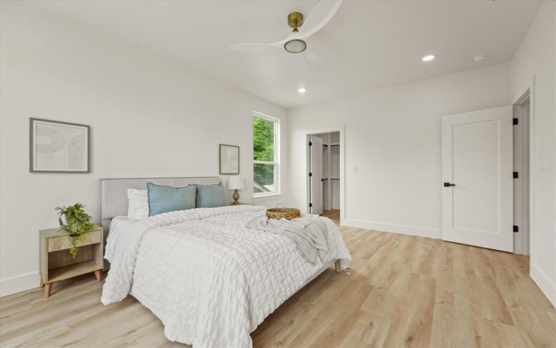 1344 Compton Street, Dallas, TX 75203, 3 Bedrooms Bedrooms, ,2 BathroomsBathrooms,Residential,For Sale,1344 Compton Street,20954794