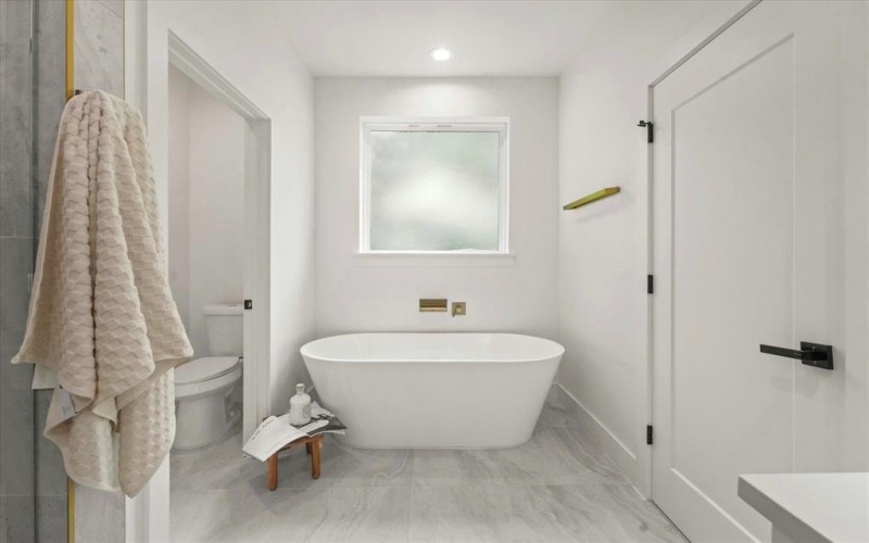 1344 Compton Street, Dallas, TX 75203, 3 Bedrooms Bedrooms, ,2 BathroomsBathrooms,Residential,For Sale,1344 Compton Street,20954794