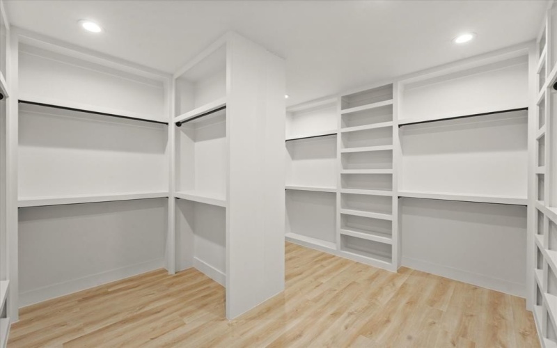 1344 Compton Street, Dallas, TX 75203, 3 Bedrooms Bedrooms, ,2 BathroomsBathrooms,Residential,For Sale,1344 Compton Street,20954794