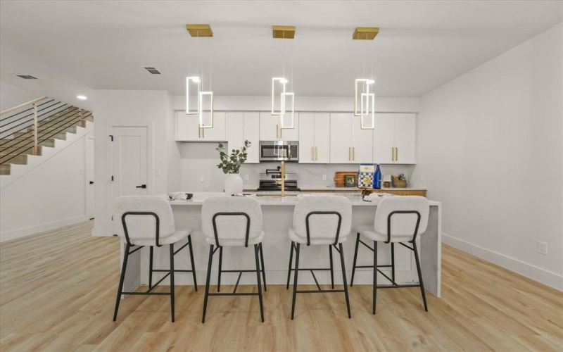 1344 Compton Street, Dallas, TX 75203, 3 Bedrooms Bedrooms, ,2 BathroomsBathrooms,Residential,For Sale,1344 Compton Street,20954794