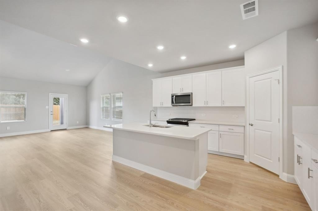 415 Stagg Street, McKinney, TX 75069, 5 Habitaciones Habitaciones , ,3 BañosBaños,Residential,En Venta,415 Stagg Street,20955467