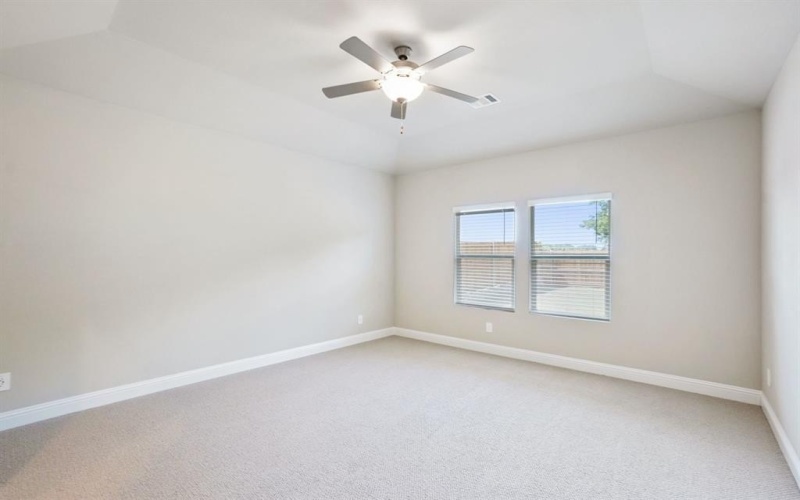 415 Stagg Street, McKinney, TX 75069, 5 Habitaciones Habitaciones , ,3 BañosBaños,Residential,En Venta,415 Stagg Street,20955467
