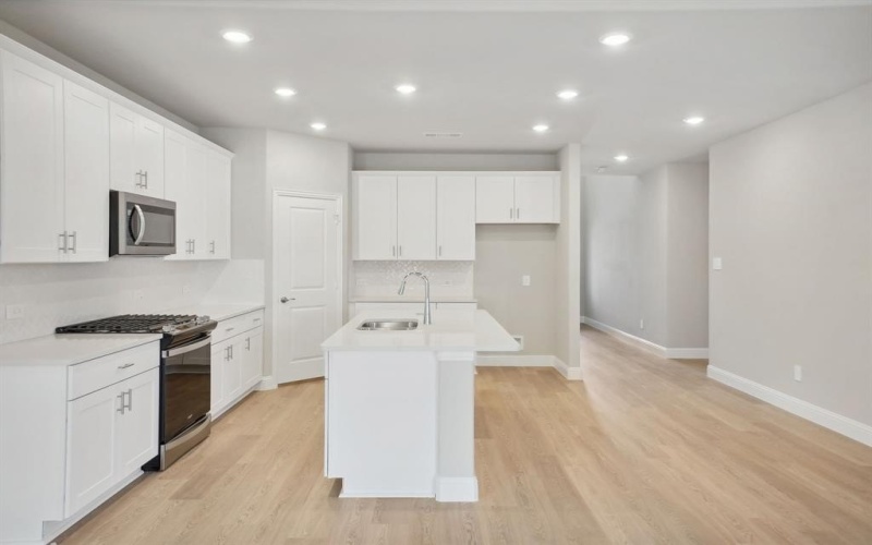 415 Stagg Street, McKinney, TX 75069, 5 Habitaciones Habitaciones , ,3 BañosBaños,Residential,En Venta,415 Stagg Street,20955467