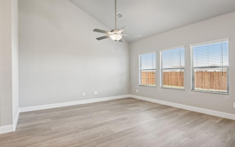 413 Stagg Street, McKinney, TX 75069, 4 Habitaciones Habitaciones , ,2 BañosBaños,Residential,En Venta,413 Stagg Street,20955488