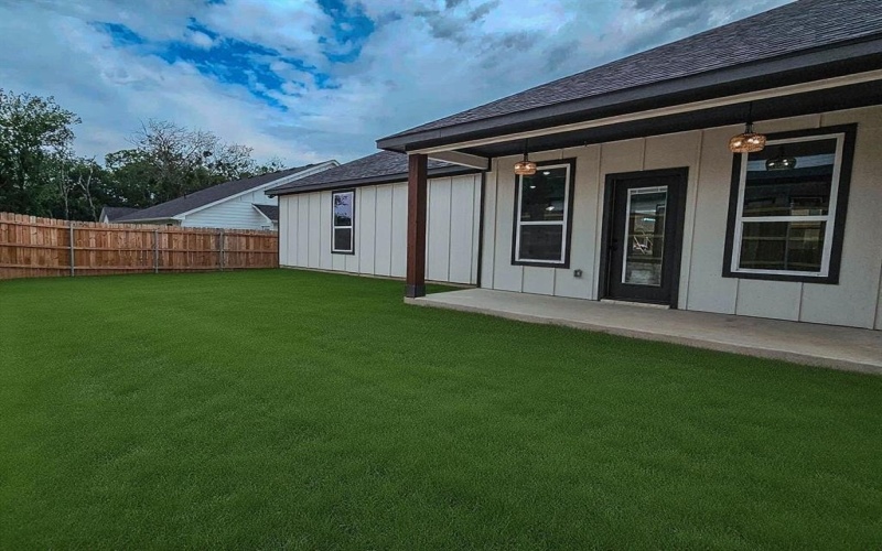 816 Jameson Street, Weatherford, TX 76086, 3 Bedrooms Bedrooms, ,2 BathroomsBathrooms,Residential,For Sale,816 Jameson Street,20955524