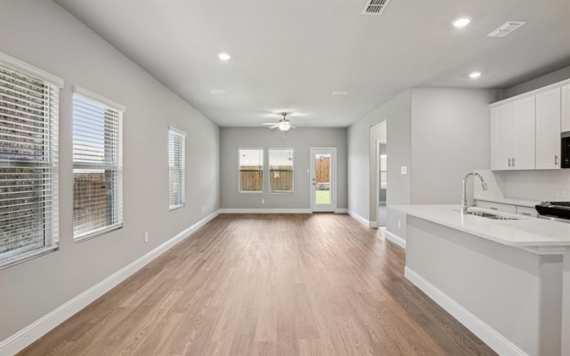 504 Willet Drive, McKinney, TX 75069, 4 Bedrooms Bedrooms, ,2 BathroomsBathrooms,Residential,For Sale,504 Willet Drive,20955604