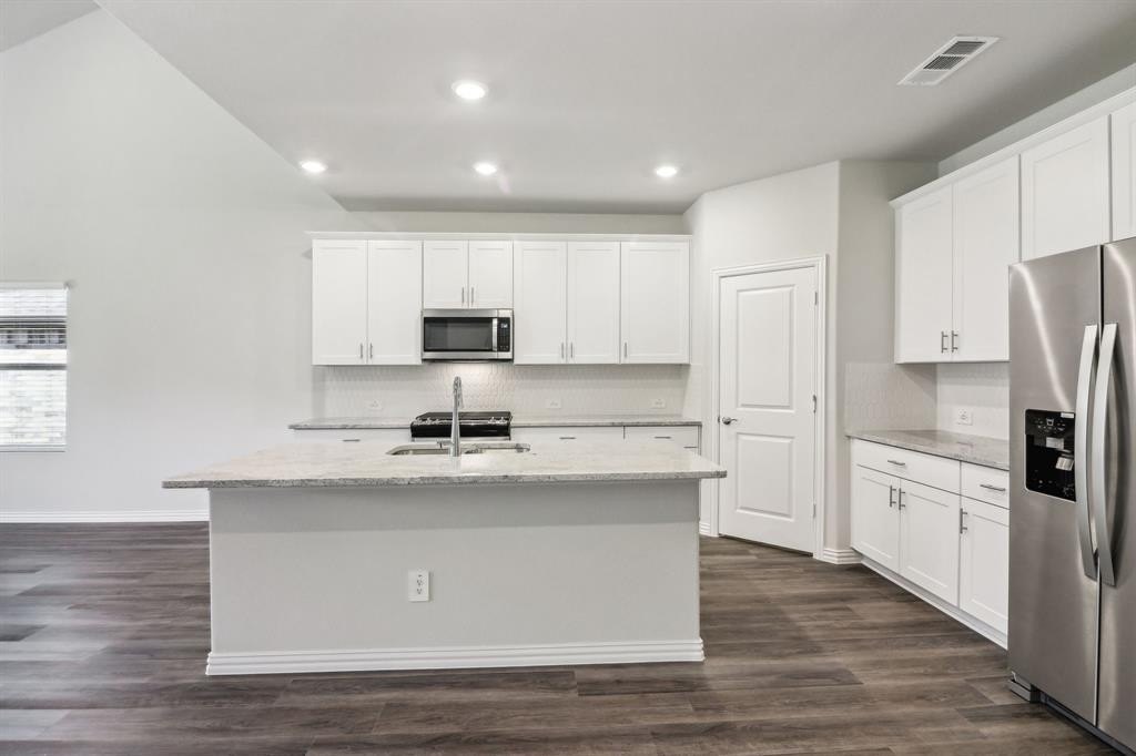 1355 Los Olmos Lane, Crandall, TX 75114, 5 Habitaciones Habitaciones , ,3 BañosBaños,Residential,En Venta,1355 Los Olmos Lane,20955670