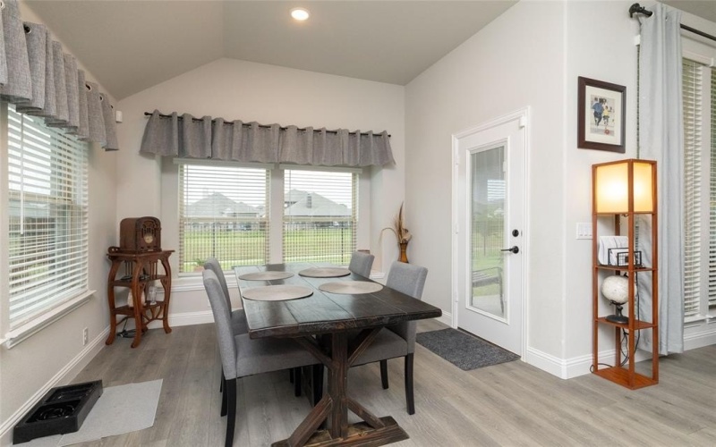 513 Livia Street, Burleson, TX 76028, 3 Bedrooms Bedrooms, ,2 BathroomsBathrooms,Residential,For Sale,513 Livia Street,20957443