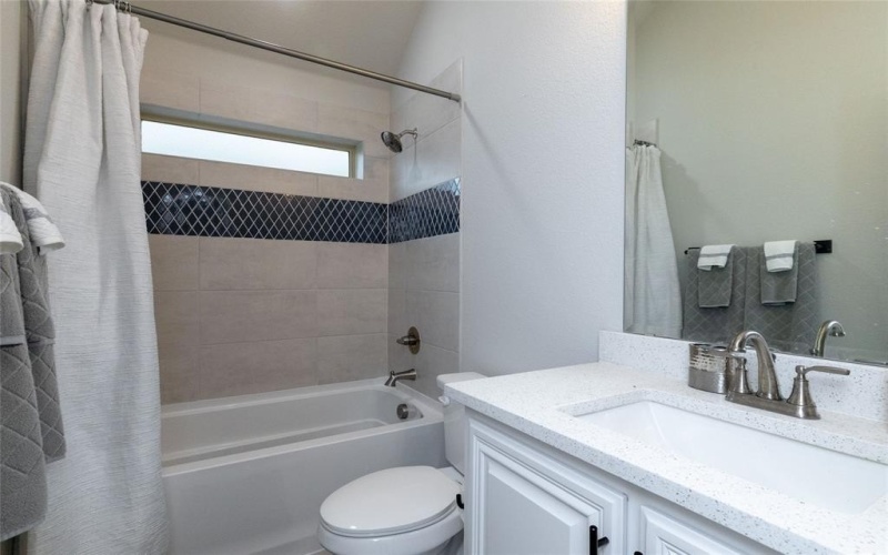 513 Livia Street, Burleson, TX 76028, 3 Bedrooms Bedrooms, ,2 BathroomsBathrooms,Residential,For Sale,513 Livia Street,20957443