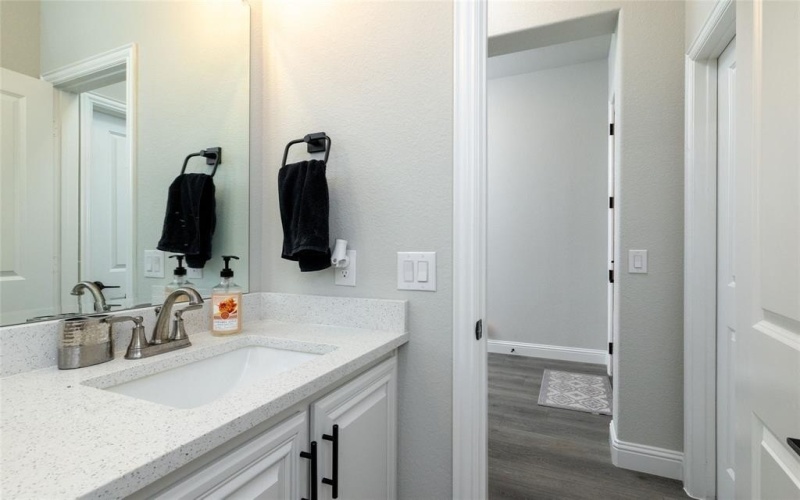 513 Livia Street, Burleson, TX 76028, 3 Bedrooms Bedrooms, ,2 BathroomsBathrooms,Residential,For Sale,513 Livia Street,20957443