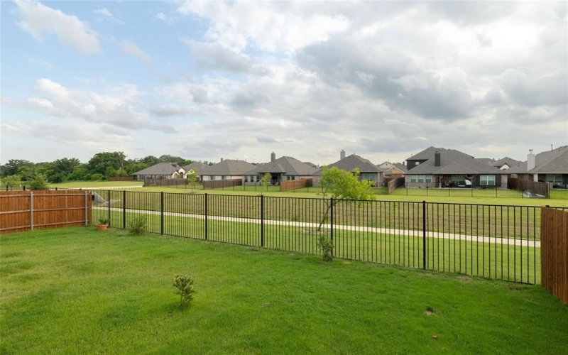 513 Livia Street, Burleson, TX 76028, 3 Bedrooms Bedrooms, ,2 BathroomsBathrooms,Residential,For Sale,513 Livia Street,20957443