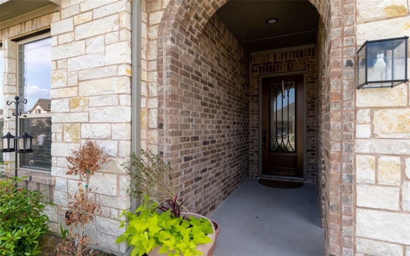 513 Livia Street, Burleson, TX 76028, 3 Bedrooms Bedrooms, ,2 BathroomsBathrooms,Residential,For Sale,513 Livia Street,20957443