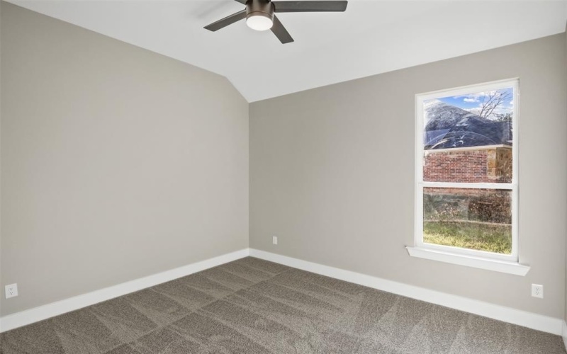 1621 S Chisholm Trail, Granbury, TX 76048, 4 Bedrooms Bedrooms, ,2 BathroomsBathrooms,Residential,For Sale,1621 S Chisholm Trail,20958667