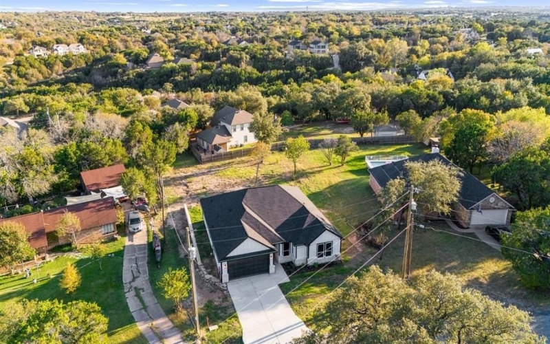 1621 S Chisholm Trail, Granbury, TX 76048, 4 Bedrooms Bedrooms, ,2 BathroomsBathrooms,Residential,For Sale,1621 S Chisholm Trail,20958667