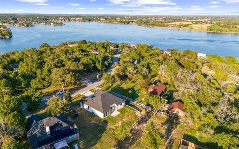 1621 S Chisholm Trail, Granbury, TX 76048, 4 Bedrooms Bedrooms, ,2 BathroomsBathrooms,Residential,For Sale,1621 S Chisholm Trail,20958667