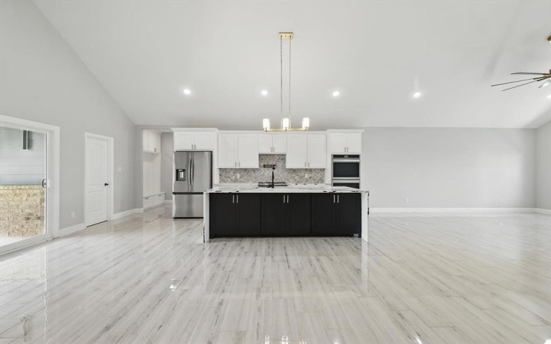 732 County Road 3424, Bridgeport, TX 76426, 4 Habitaciones Habitaciones , ,2 BañosBaños,Residential,En Venta,732 County Road 3424,20959793