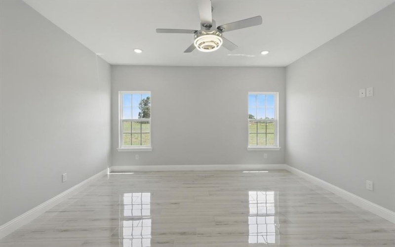 732 County Road 3424, Bridgeport, TX 76426, 4 Habitaciones Habitaciones , ,2 BañosBaños,Residential,En Venta,732 County Road 3424,20959793