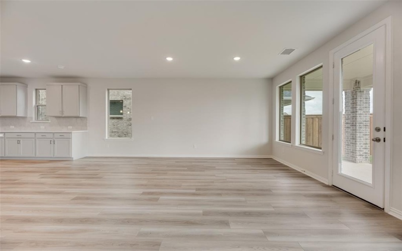 157 Adelina Drive, Little Elm, TX 75068, 4 Bedrooms Bedrooms, ,2 BathroomsBathrooms,Residential,For Sale,157 Adelina Drive,20960110