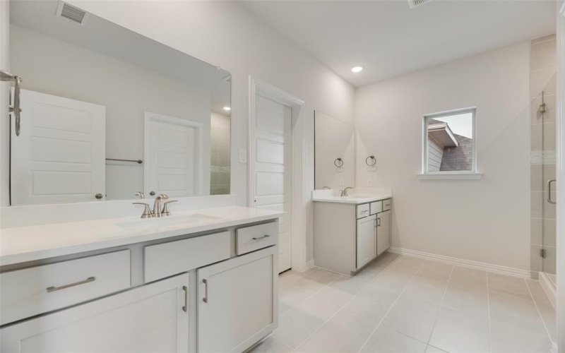 157 Adelina Drive, Little Elm, TX 75068, 4 Bedrooms Bedrooms, ,2 BathroomsBathrooms,Residential,For Sale,157 Adelina Drive,20960110