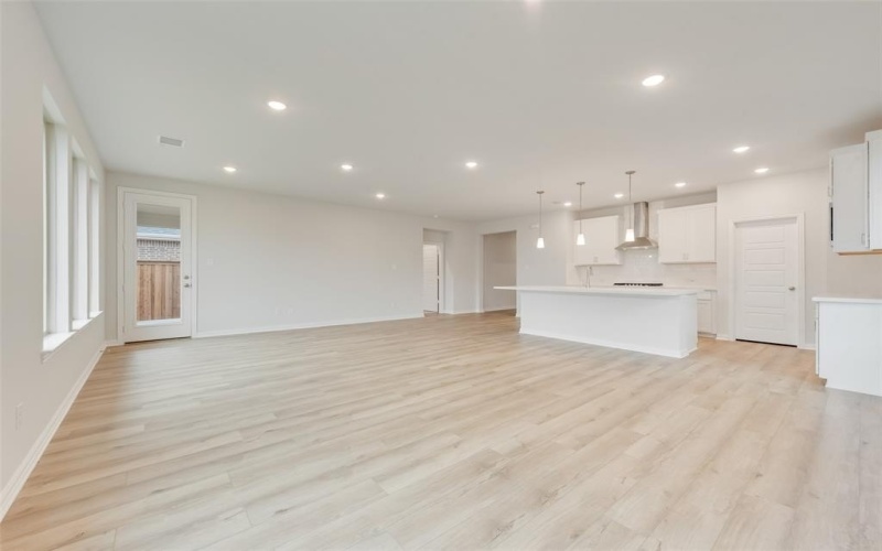 4108 Tarlton Road, Little Elm, TX 75068, 3 Bedrooms Bedrooms, ,2 BathroomsBathrooms,Residential,For Sale,4108 Tarlton Road,20960116