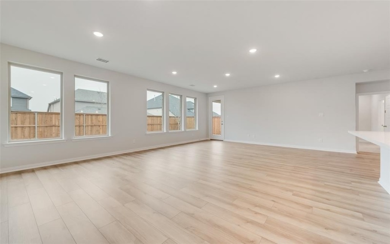 4108 Tarlton Road, Little Elm, TX 75068, 3 Bedrooms Bedrooms, ,2 BathroomsBathrooms,Residential,For Sale,4108 Tarlton Road,20960116
