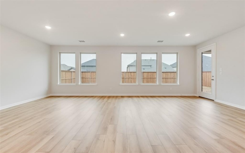 4108 Tarlton Road, Little Elm, TX 75068, 3 Bedrooms Bedrooms, ,2 BathroomsBathrooms,Residential,For Sale,4108 Tarlton Road,20960116