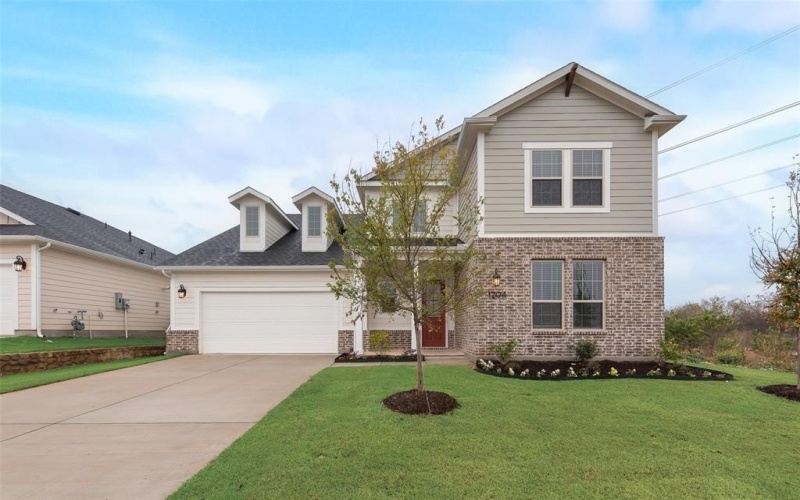 1204 Flatwater Trail, Crowley, TX 76036, 4 Bedrooms Bedrooms, ,3 BathroomsBathrooms,Residential,For Sale,1204 Flatwater Trail,20960223