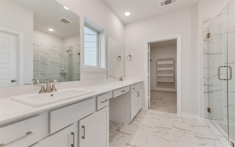 1204 Flatwater Trail, Crowley, TX 76036, 4 Bedrooms Bedrooms, ,3 BathroomsBathrooms,Residential,For Sale,1204 Flatwater Trail,20960223