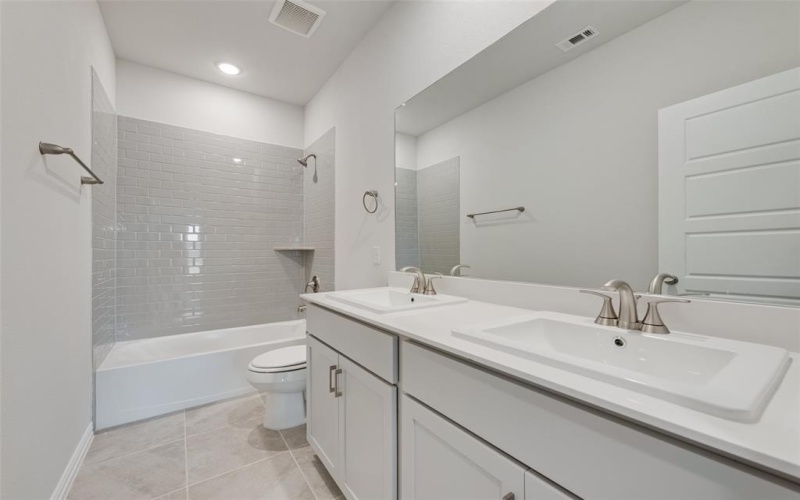 808 Hayes Court, Crowley, TX 76036, 4 Habitaciones Habitaciones , ,2 BañosBaños,Residential,En Venta,808 Hayes Court,20960236
