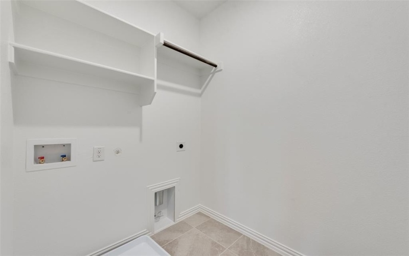 808 Hayes Court, Crowley, TX 76036, 4 Habitaciones Habitaciones , ,2 BañosBaños,Residential,En Venta,808 Hayes Court,20960236
