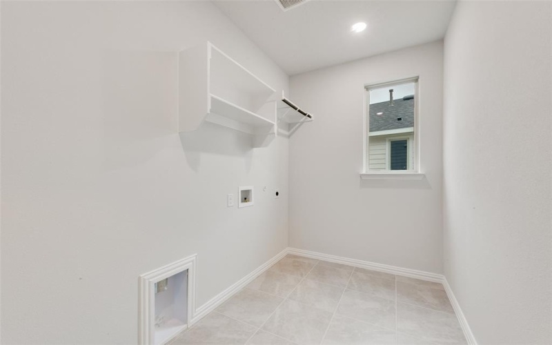 660 Marcus Lane, Crowley, TX 76036, 4 Bedrooms Bedrooms, ,3 BathroomsBathrooms,Residential,For Sale,660 Marcus Lane,20960244