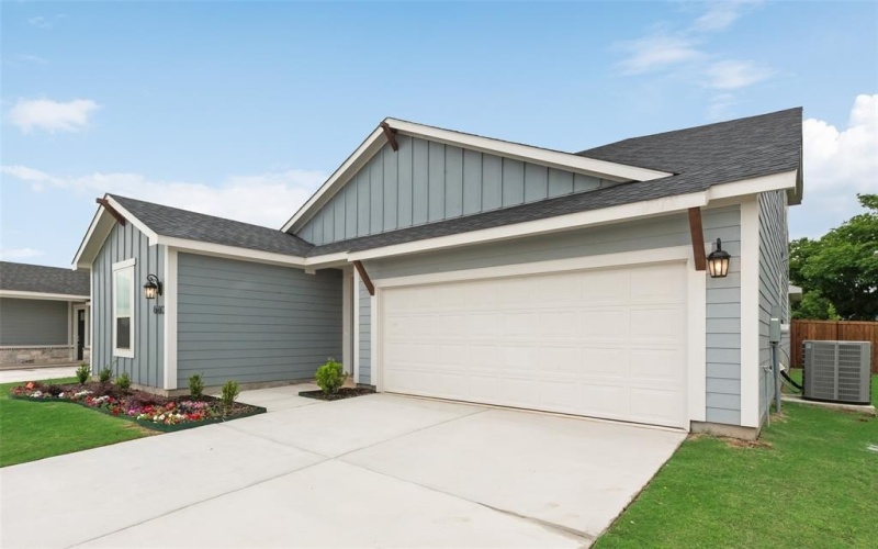 660 Marcus Lane, Crowley, TX 76036, 4 Bedrooms Bedrooms, ,3 BathroomsBathrooms,Residential,For Sale,660 Marcus Lane,20960244