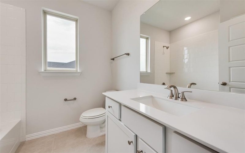 700 Marcus Lane, Crowley, TX 76036, 4 Bedrooms Bedrooms, ,3 BathroomsBathrooms,Residential,For Sale,700 Marcus Lane,20960258