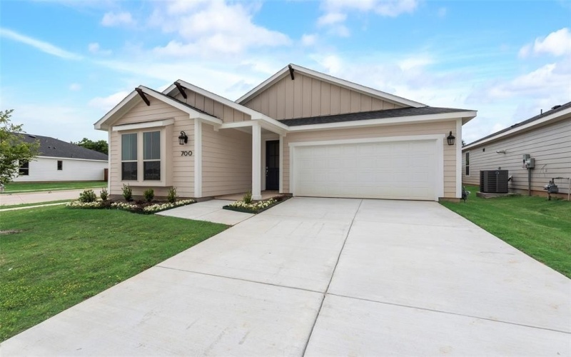700 Marcus Lane, Crowley, TX 76036, 4 Bedrooms Bedrooms, ,3 BathroomsBathrooms,Residential,For Sale,700 Marcus Lane,20960258