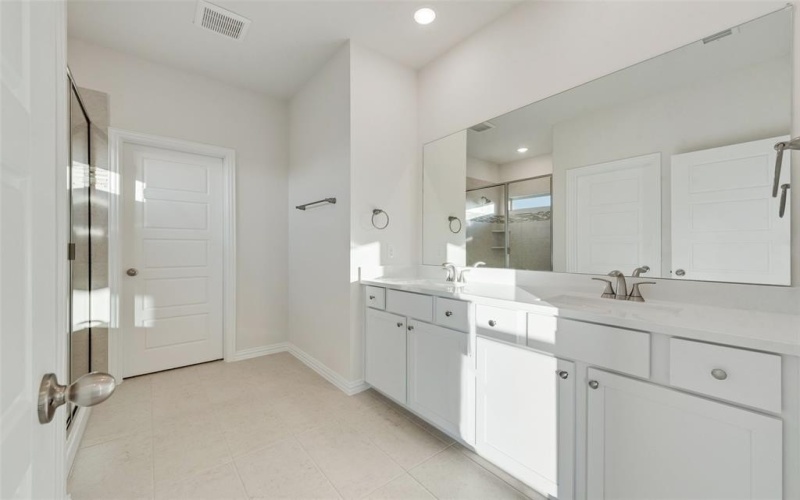 2903 Hanscom Street, Forney, TX 75126, 4 Bedrooms Bedrooms, ,2 BathroomsBathrooms,Residential,For Sale,2903 Hanscom Street,20960317