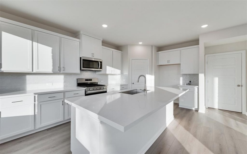 2903 Hanscom Street, Forney, TX 75126, 4 Bedrooms Bedrooms, ,2 BathroomsBathrooms,Residential,For Sale,2903 Hanscom Street,20960317