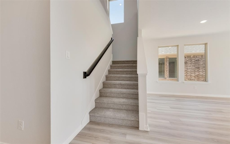 1240 Redcoat Drive, Forney, TX 75126, 4 Bedrooms Bedrooms, ,3 BathroomsBathrooms,Residential,For Sale,1240 Redcoat Drive,20960337