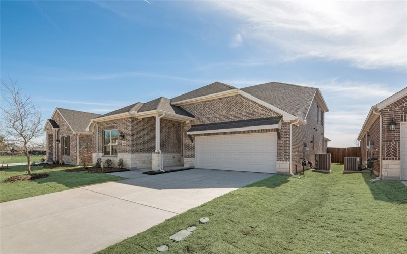 1240 Redcoat Drive, Forney, TX 75126, 4 Bedrooms Bedrooms, ,3 BathroomsBathrooms,Residential,For Sale,1240 Redcoat Drive,20960337