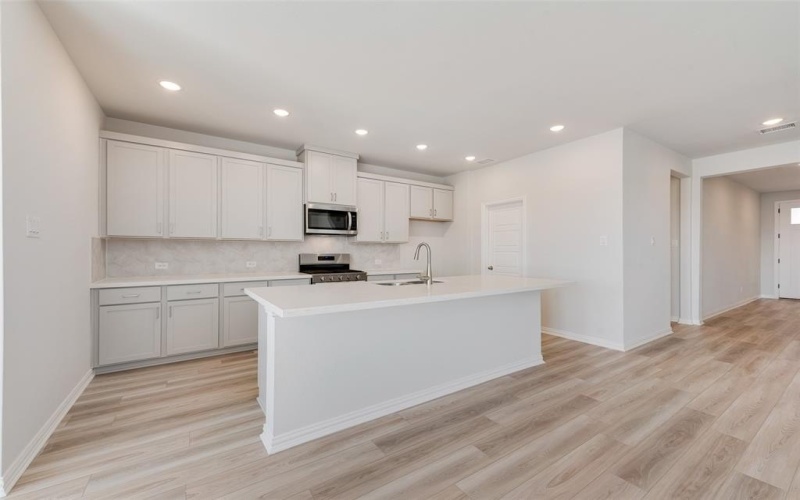 1240 Redcoat Drive, Forney, TX 75126, 4 Bedrooms Bedrooms, ,3 BathroomsBathrooms,Residential,For Sale,1240 Redcoat Drive,20960337