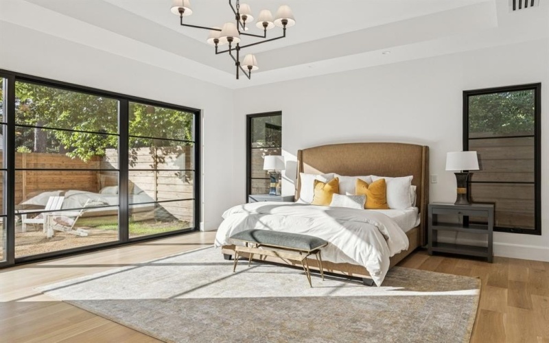 8115 Santa Clara Drive, Dallas, TX 75218, 5 Bedrooms Bedrooms, ,6 BathroomsBathrooms,Residential,For Sale,8115 Santa Clara Drive,20960401
