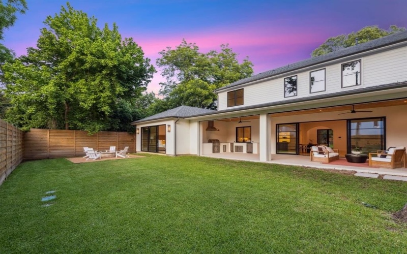 8115 Santa Clara Drive, Dallas, TX 75218, 5 Bedrooms Bedrooms, ,6 BathroomsBathrooms,Residential,For Sale,8115 Santa Clara Drive,20960401