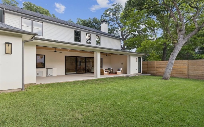 8115 Santa Clara Drive, Dallas, TX 75218, 5 Bedrooms Bedrooms, ,6 BathroomsBathrooms,Residential,For Sale,8115 Santa Clara Drive,20960401