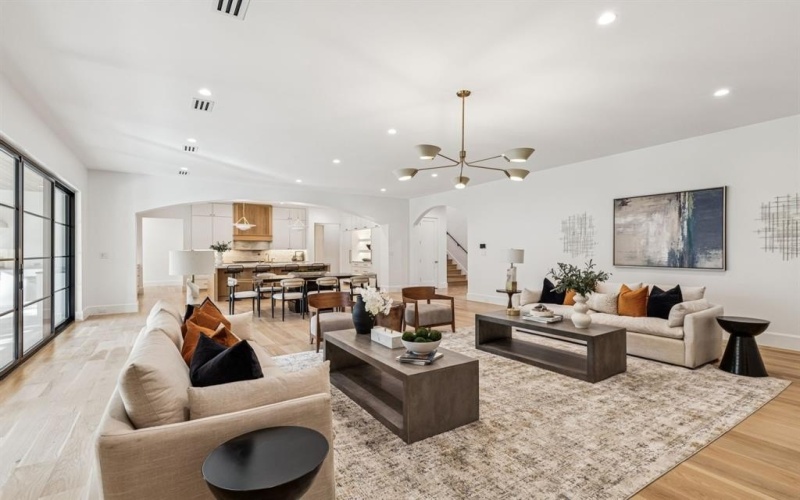 8115 Santa Clara Drive, Dallas, TX 75218, 5 Bedrooms Bedrooms, ,6 BathroomsBathrooms,Residential,For Sale,8115 Santa Clara Drive,20960401
