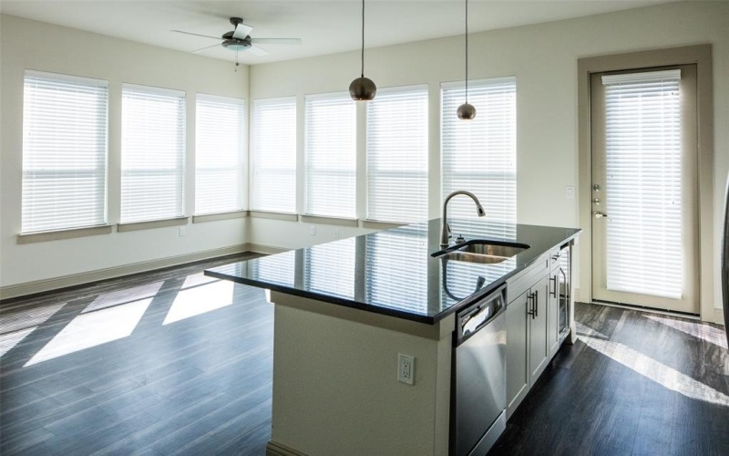 7606 Eastern Avenue #102, Dallas, TX 75209, 1 Dormitorio Habitaciones , ,1 BañoBaños,Residential Lease,En Alquiler,7606 Eastern Avenue,20960472