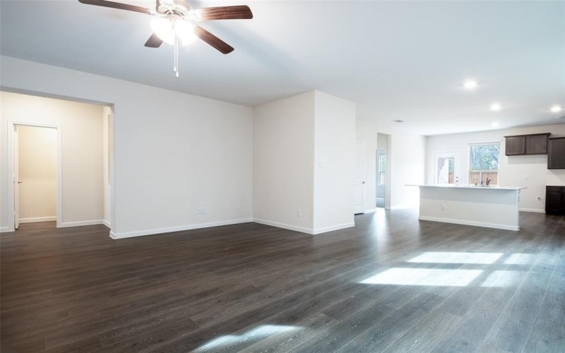3704 Southbend Drive, Denison, TX 75020, 4 Habitaciones Habitaciones , ,3 BañosBaños,Residential Lease,En Alquiler,3704 Southbend Drive,20960493