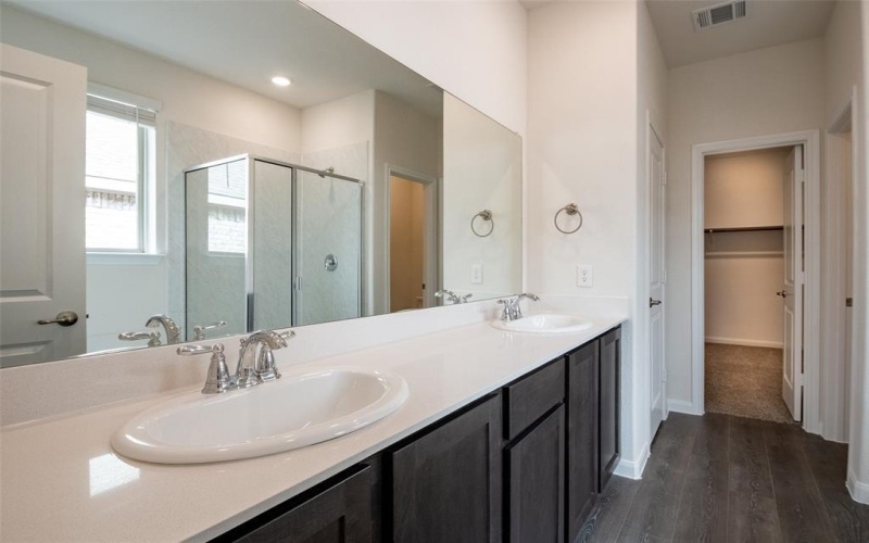 3704 Southbend Drive, Denison, TX 75020, 4 Habitaciones Habitaciones , ,3 BañosBaños,Residential Lease,En Alquiler,3704 Southbend Drive,20960493